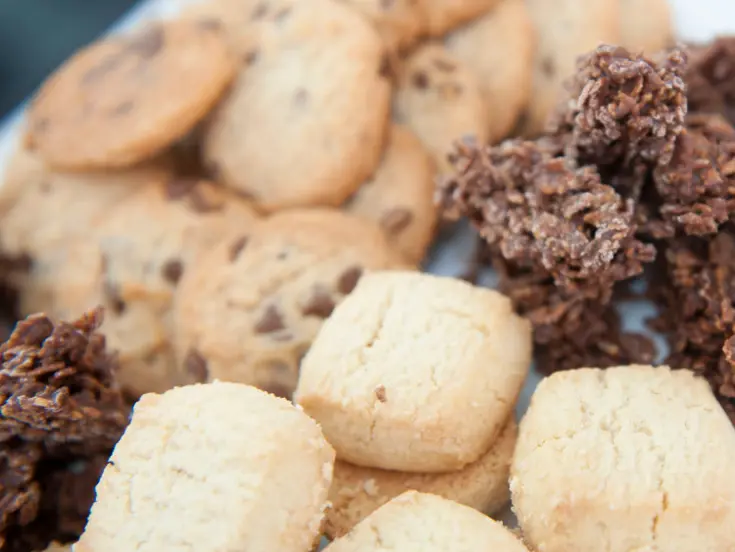 Biscuits and chocolate crispies