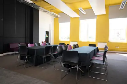 This set up shows 24 board style