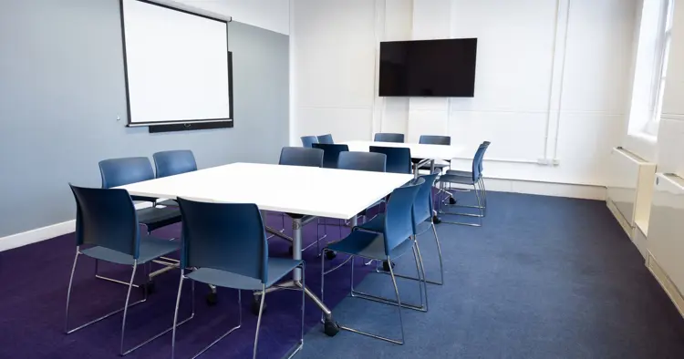 Living Room cabaret with screens